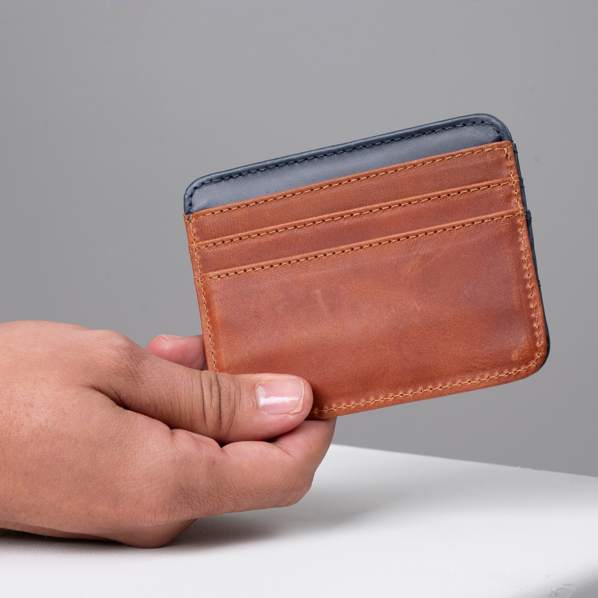 Classic Leather Card-Holder – LAEZ