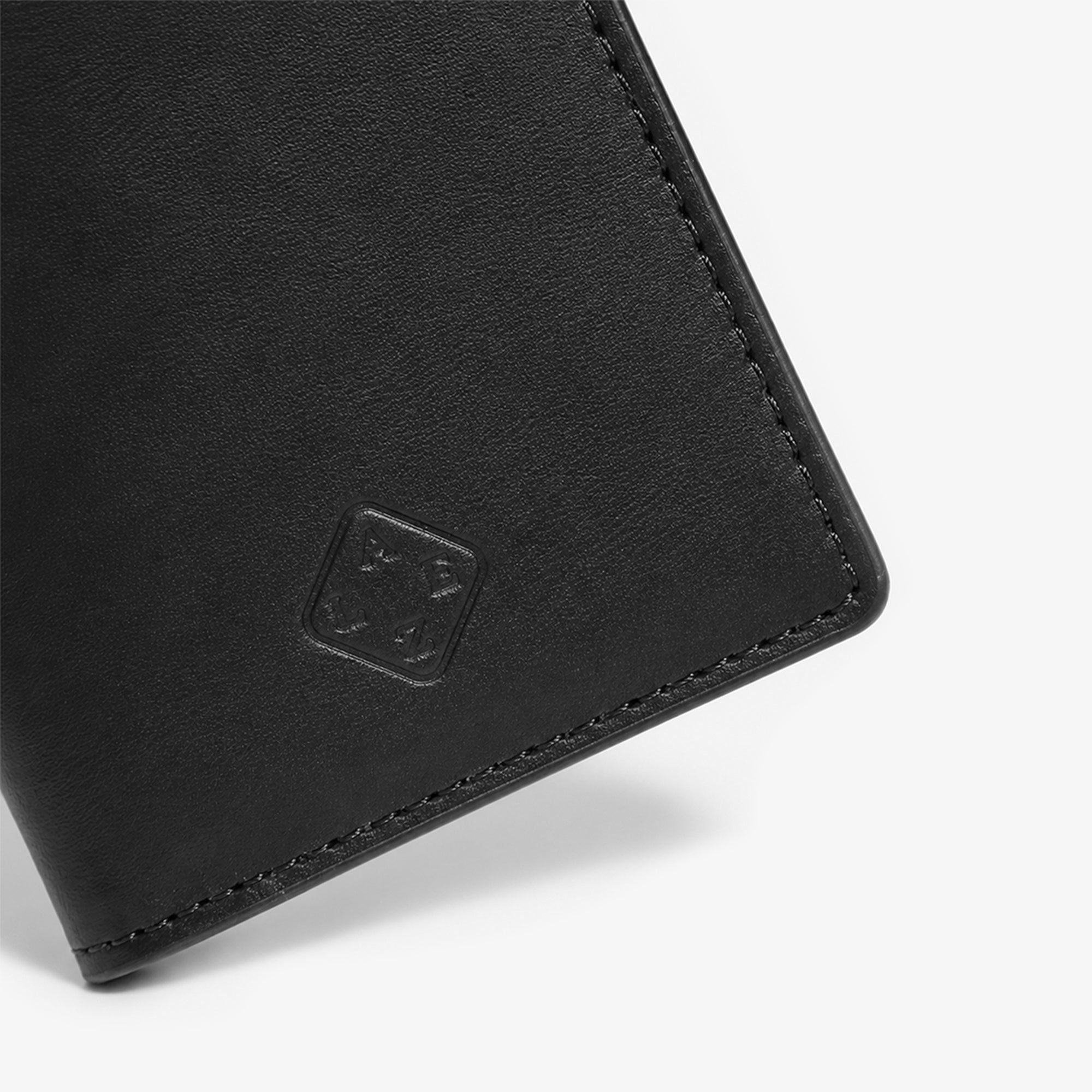 Slim RFID Leather Bifold Wallet Black – LAEZ